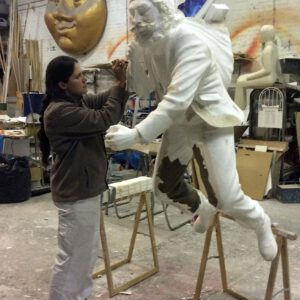 5.theaterplastik-wichtel_skulptur_styropor