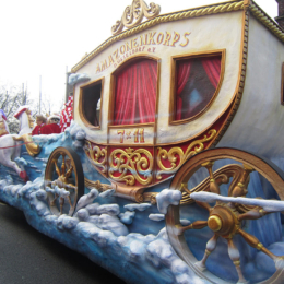 amazonen_karnevalswagen_kutsche