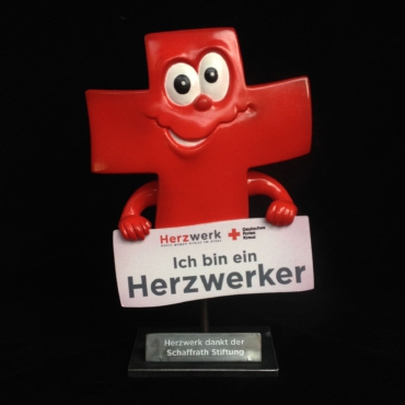 kleinplastik_maskottchen_werbeplastiken_rotes_kreuz