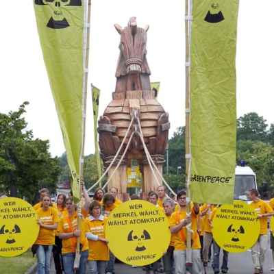2.pferdeplastik_greenpeace