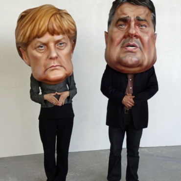 merkel-maske_gabriel-maske_schwellkoepfe-1
